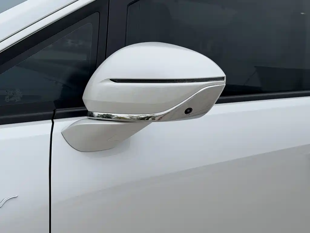 Buick GL8 Hybrid — миниатюра 25