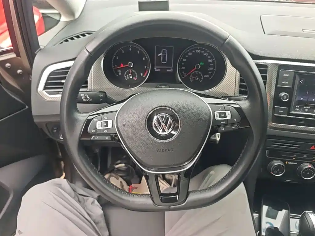 Volkswagen Golf Sportsvan — миниатюра 11