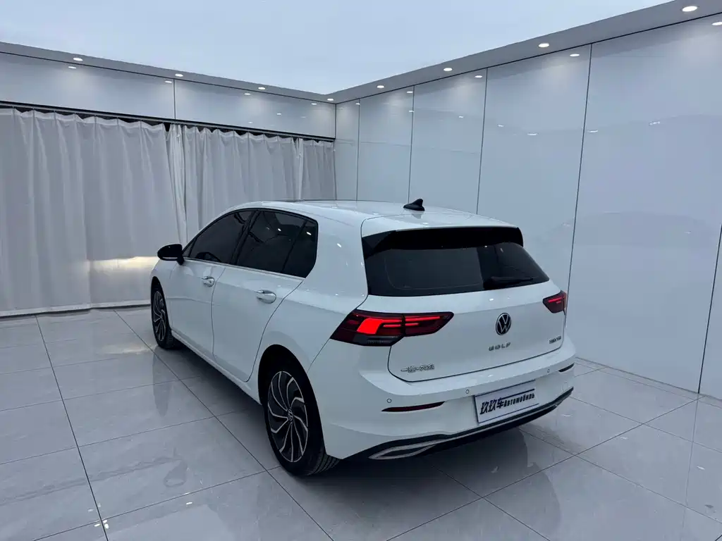 Volkswagen Golf — миниатюра 6