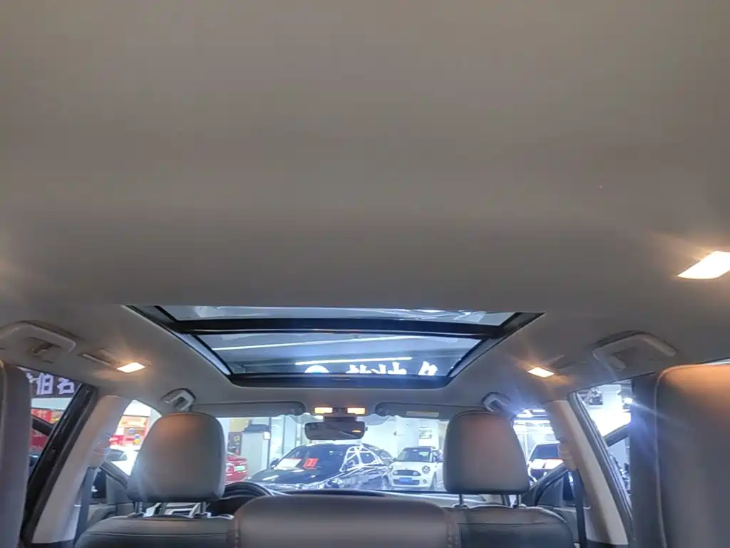 Toyota Highlander — миниатюра 18