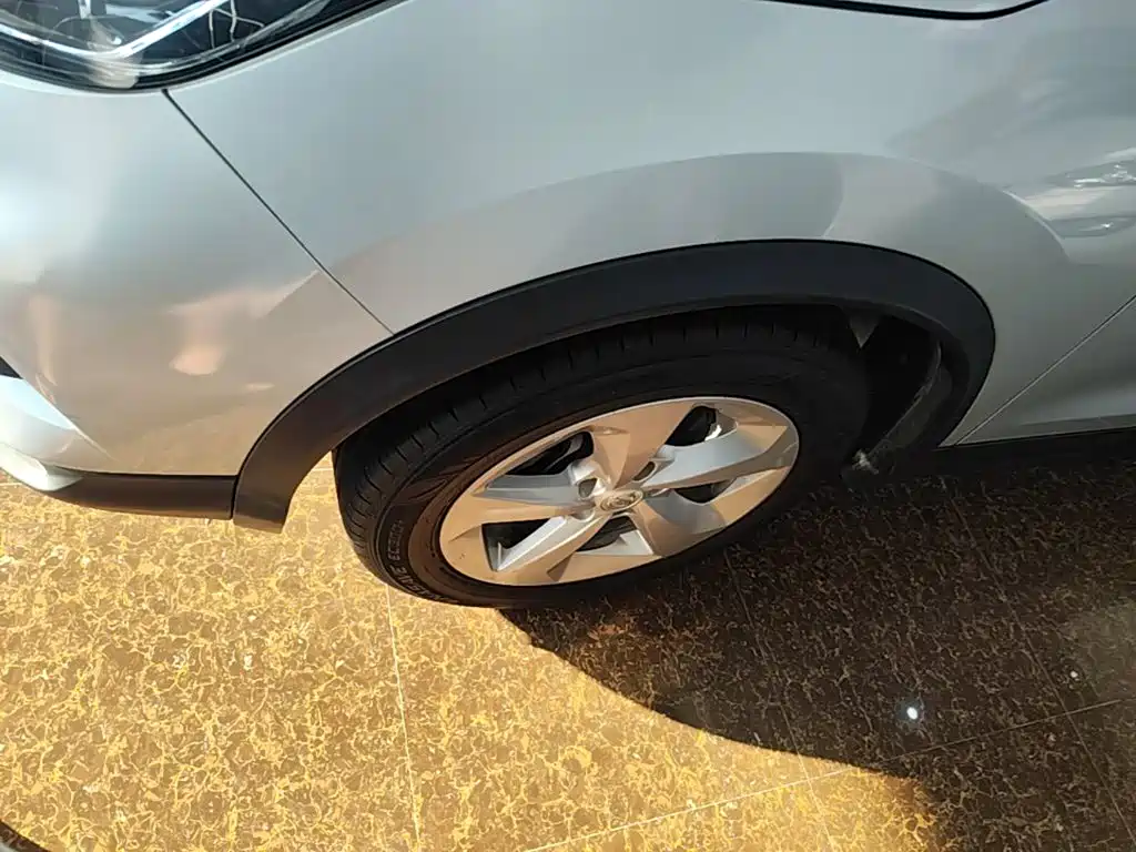 Nissan Qashqai — миниатюра 23
