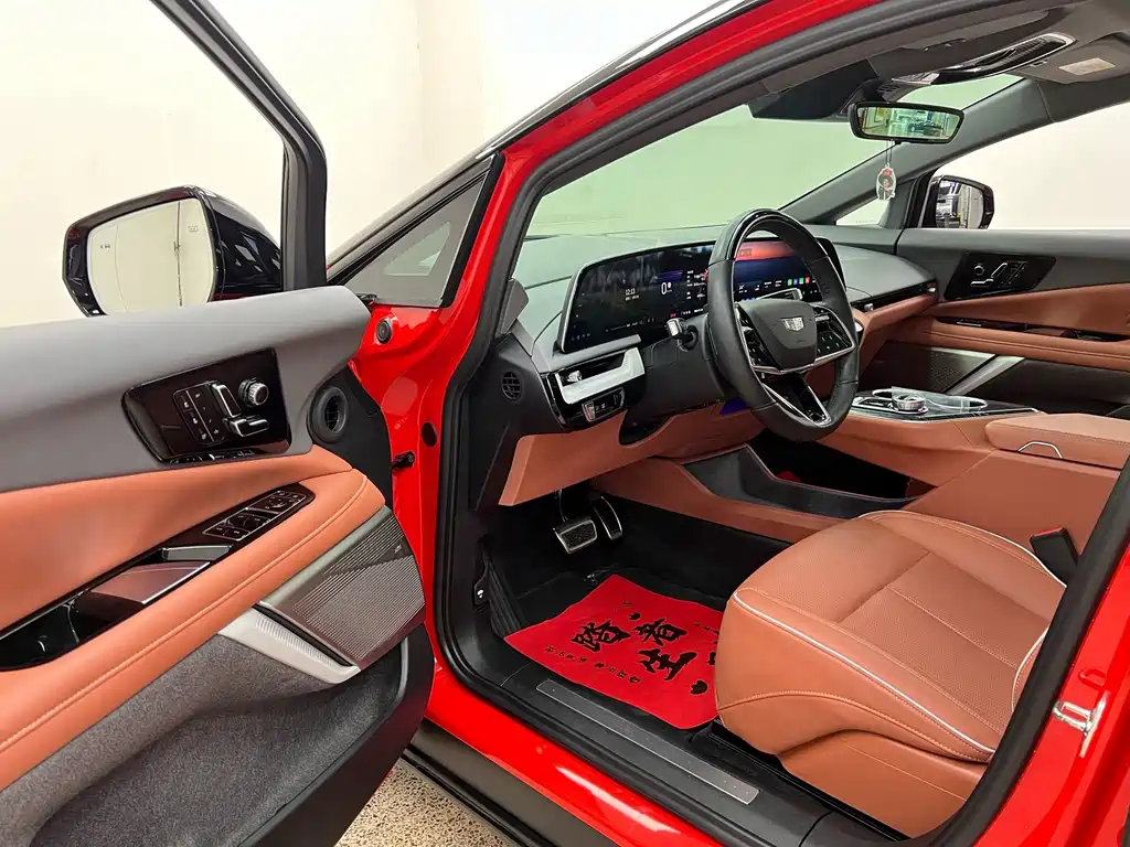 Cadillac IQ — миниатюра 13