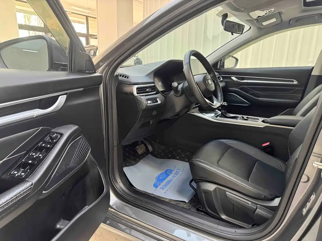 Geely Emgrand — миниатюра 7