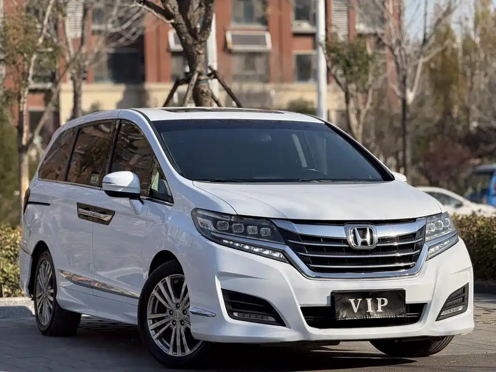 Honda Elysion — миниатюра 3