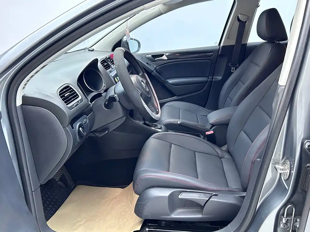 Volkswagen Golf — миниатюра 8