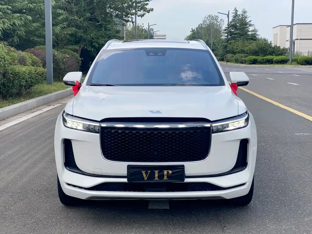 Li Auto Li ONE — миниатюра 2