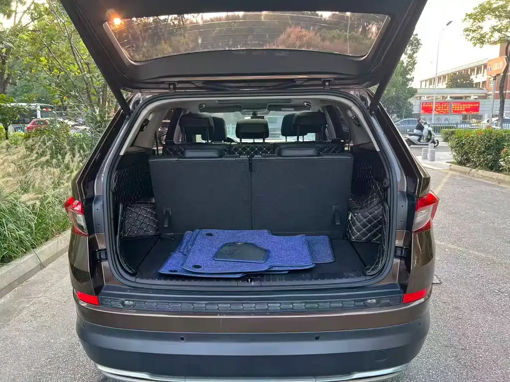 Skoda Kodiaq — миниатюра 18