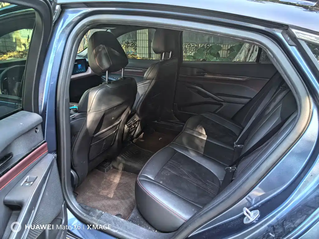 Ford Mondeo — миниатюра 5