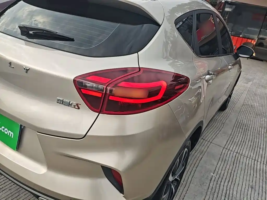 Geely Emgrand GS — миниатюра 8