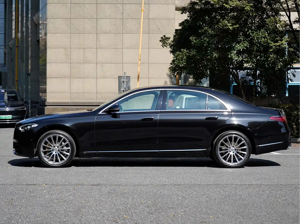 Mercedes-Benz S-Class — миниатюра 3