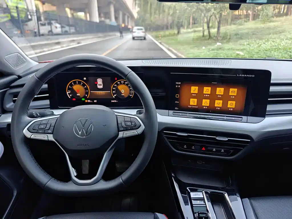 Volkswagen Lamando — миниатюра 10