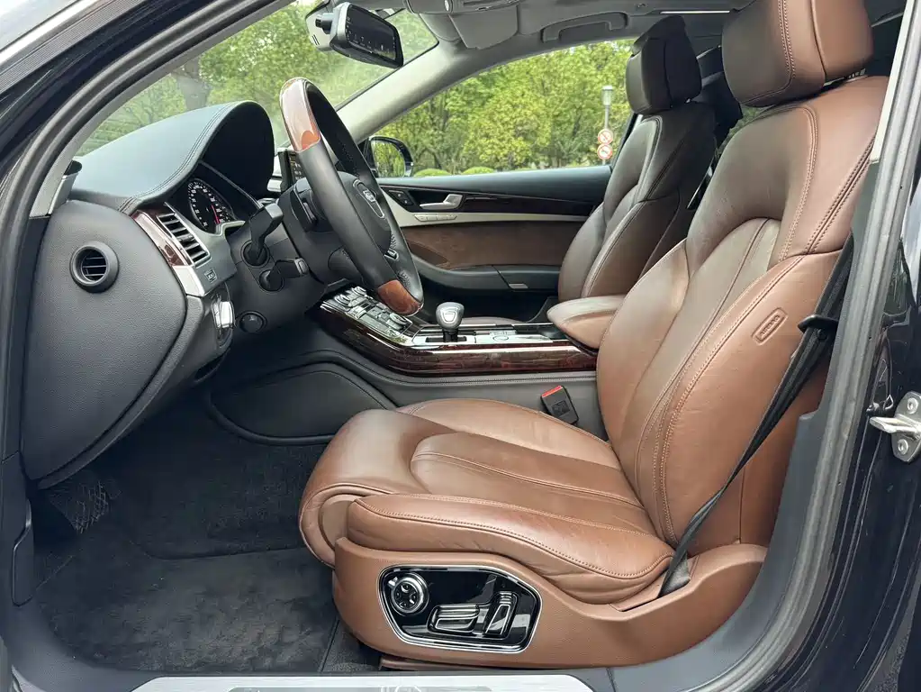 Audi A8 2013 A8L 55 TFSI quattro Luxury