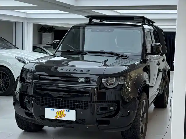 Land Rover Defender — фото 1
