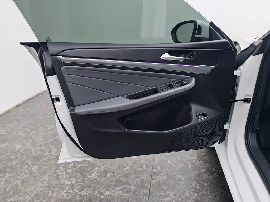 Volkswagen Lamando — миниатюра 19