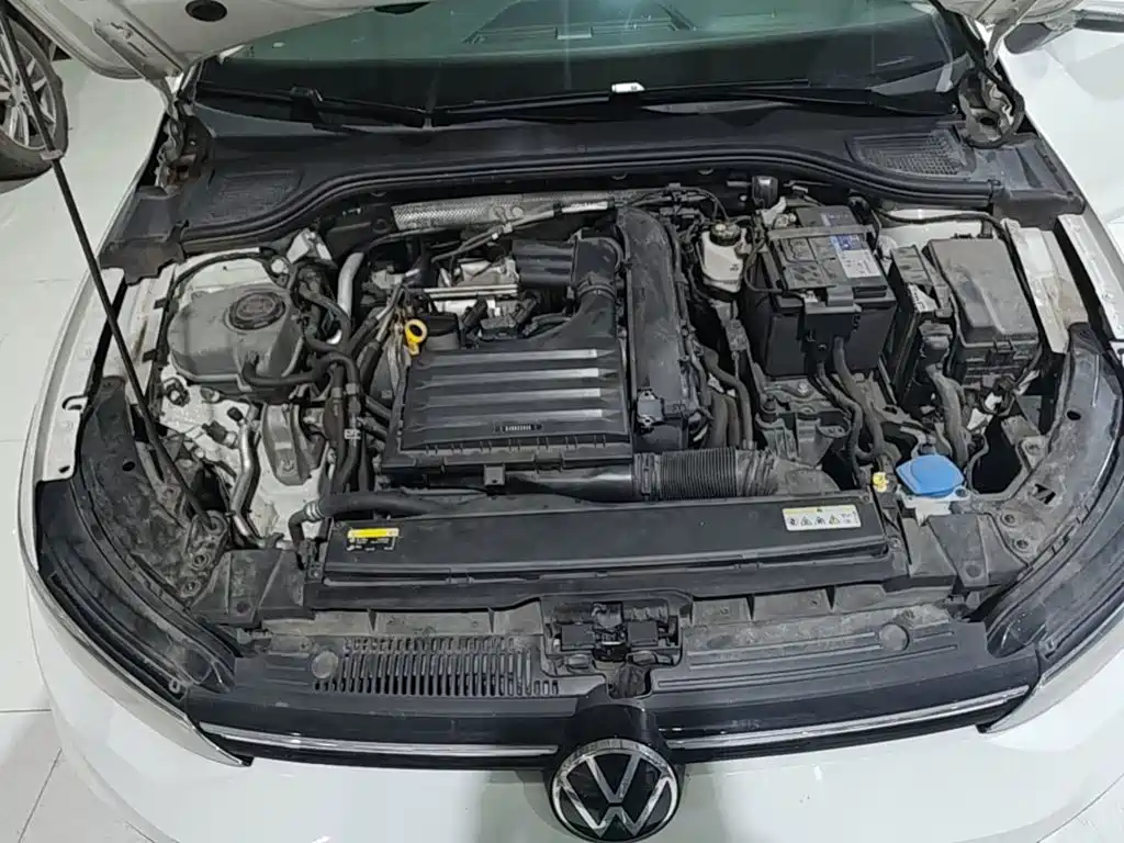 Volkswagen Golf — миниатюра 20