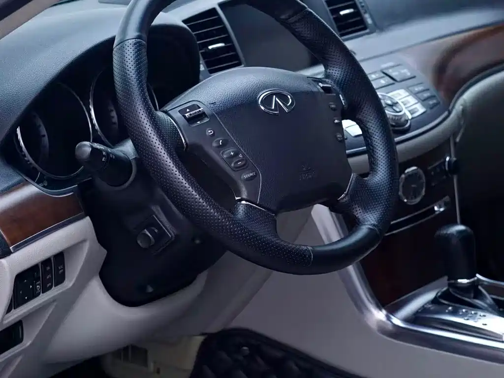 Infiniti M 2008 M35
