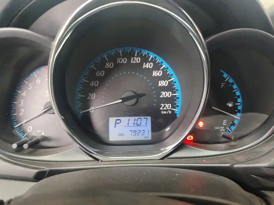 Toyota Yaris L — миниатюра 14