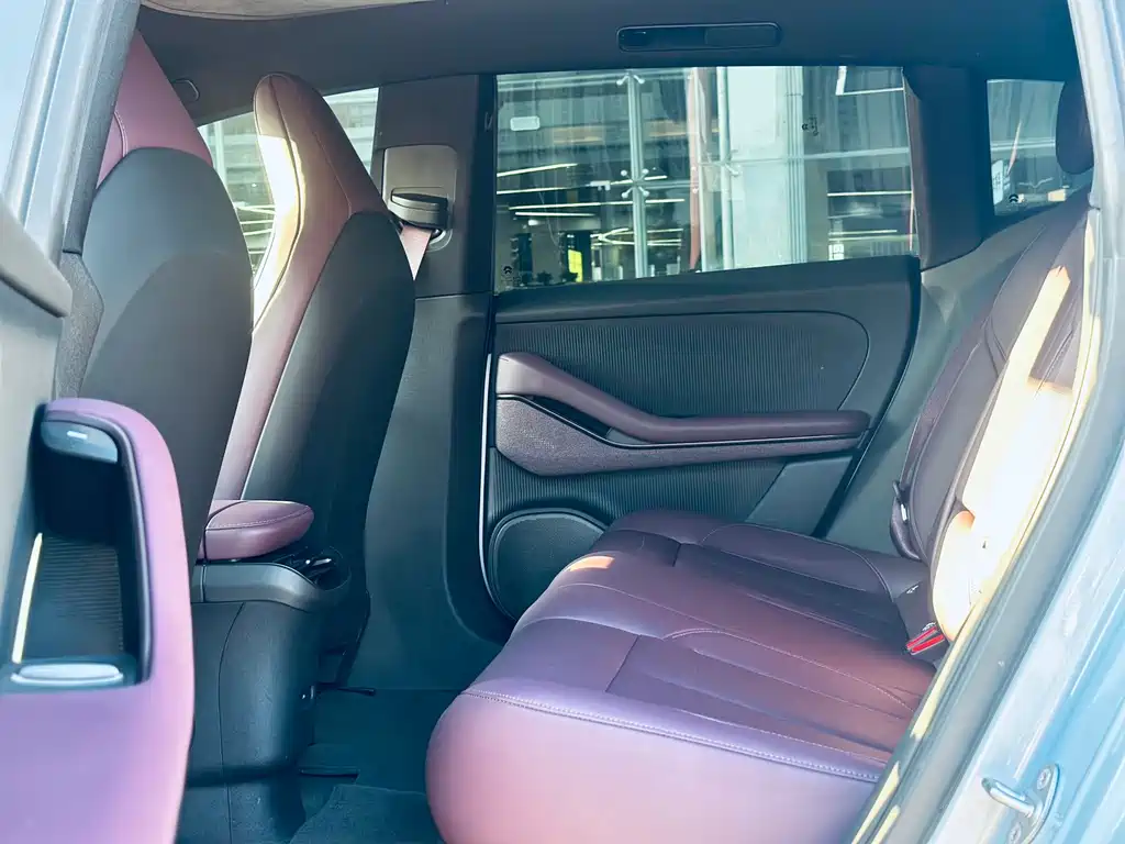 NIO ET5T — миниатюра 7