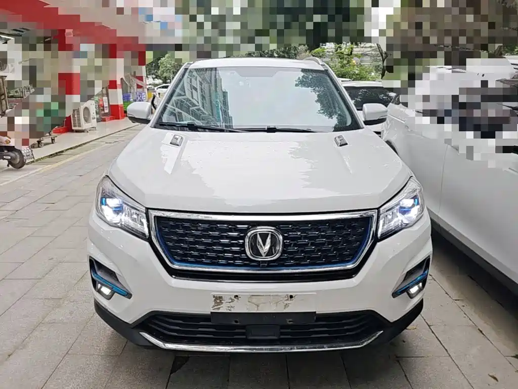 Changan CS75 New Energy — миниатюра 3