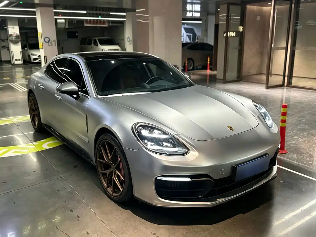 Porsche Panamera — миниатюра 5