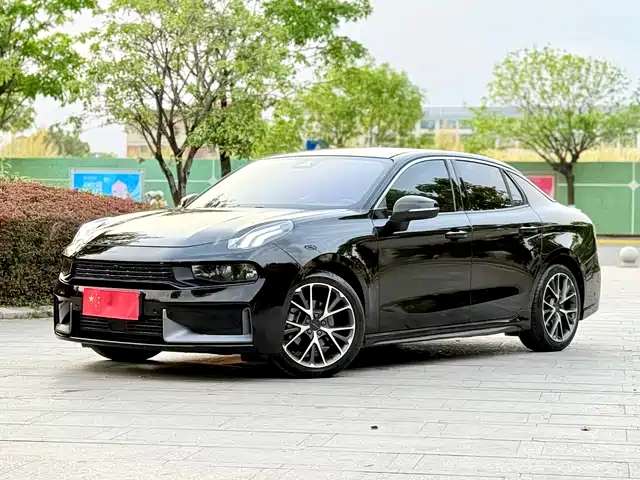 2022 Lynk & Co 03