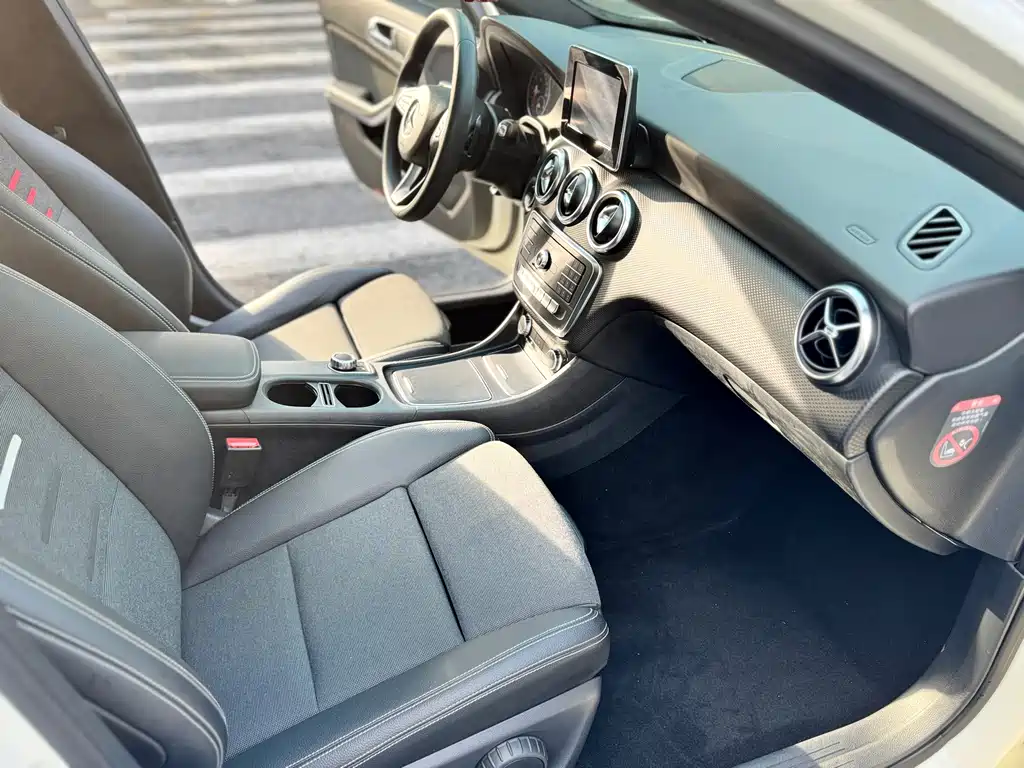 Mercedes-Benz A-Class (Import) — миниатюра 10