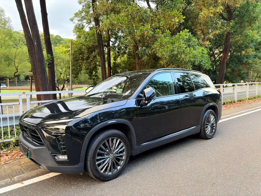 NIO ES8 — миниатюра 2