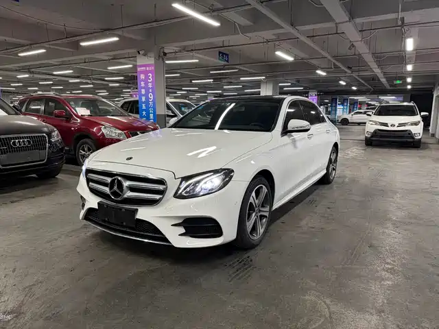 MERCEDES-BENZ E CLASS