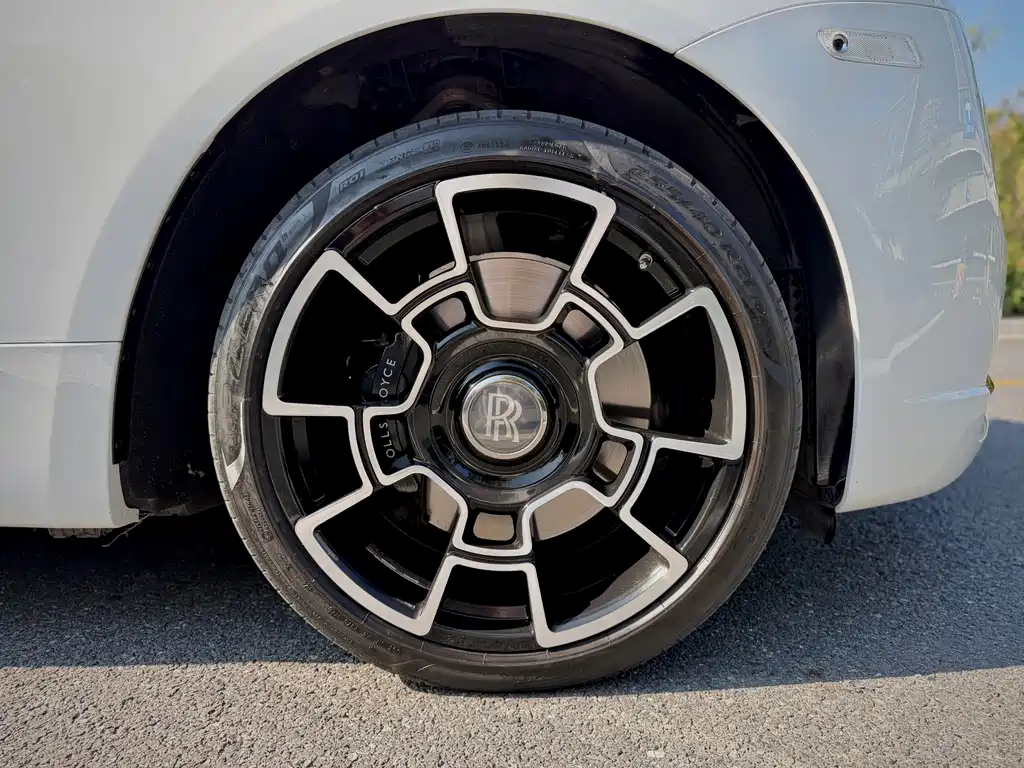 Rolls-Royce Wraith — миниатюра 19