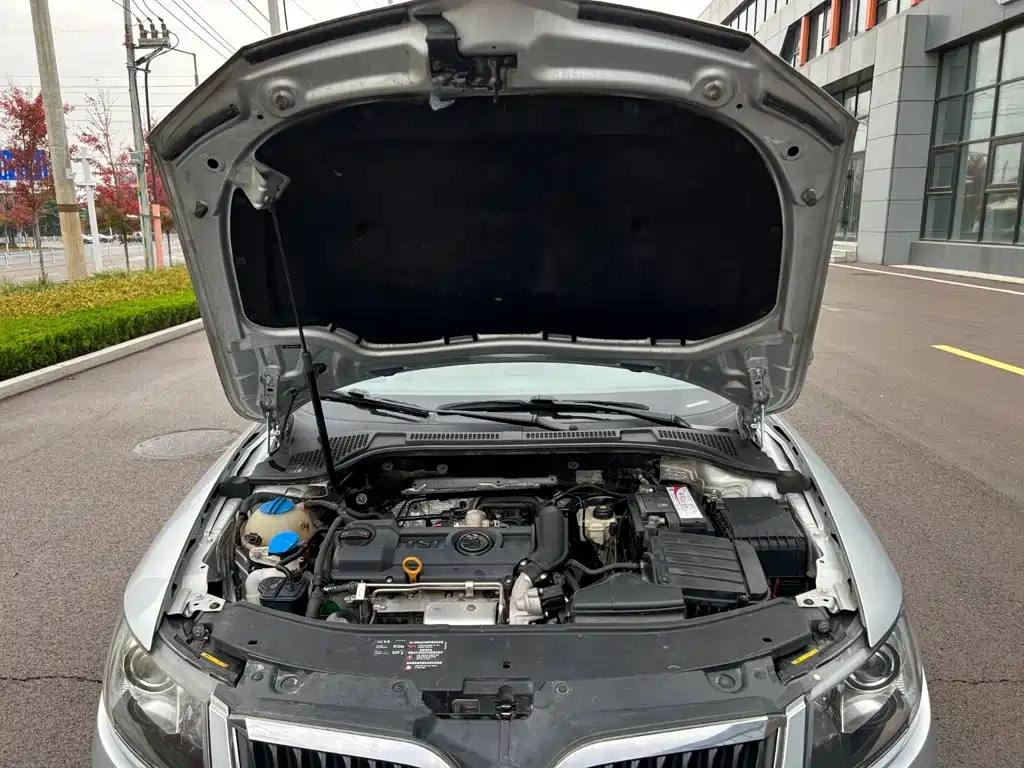 Skoda Superb — миниатюра 14