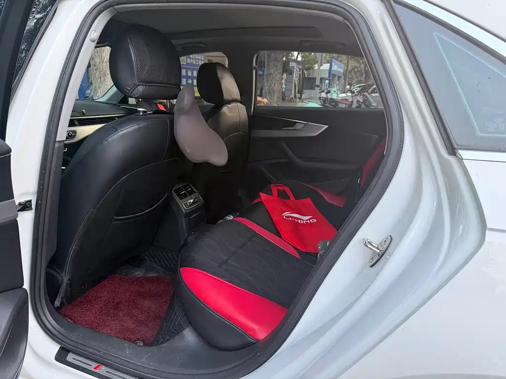 Audi A4L — миниатюра 5