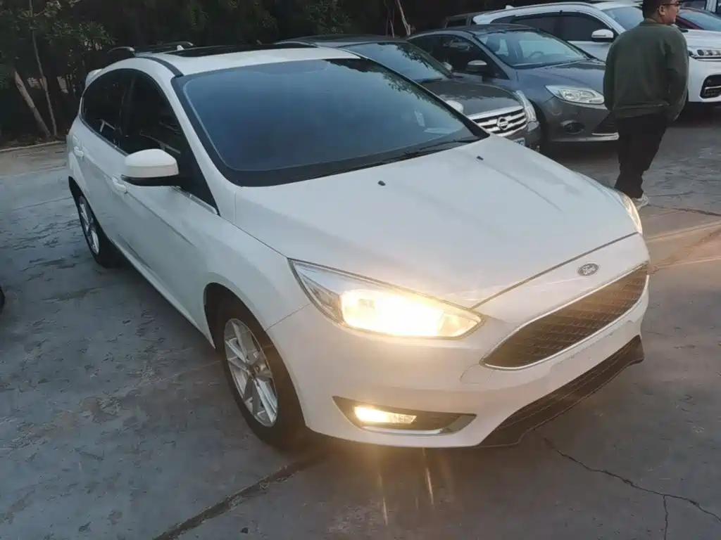 Ford Focus — миниатюра 4