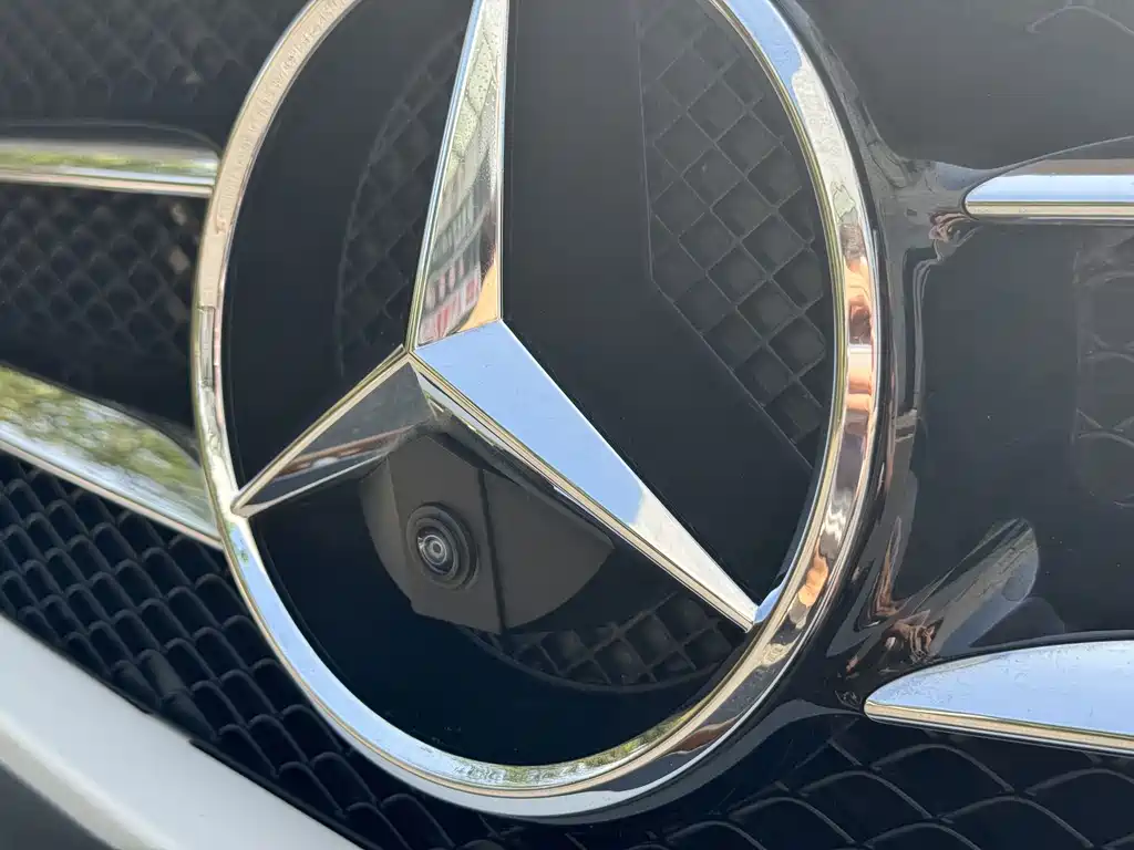 Mercedes-Benz C-Class — миниатюра 21