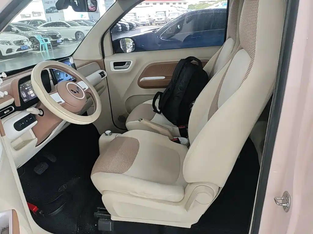 Wuling MINIEV — миниатюра 15