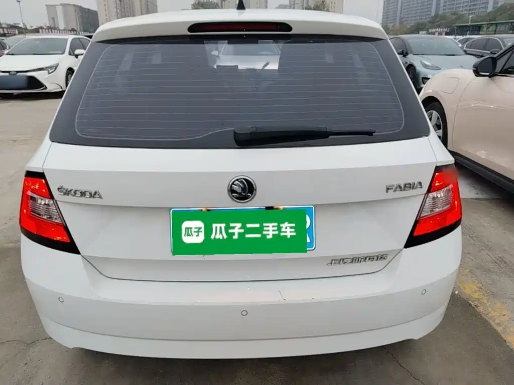 Skoda Fabia — миниатюра 6