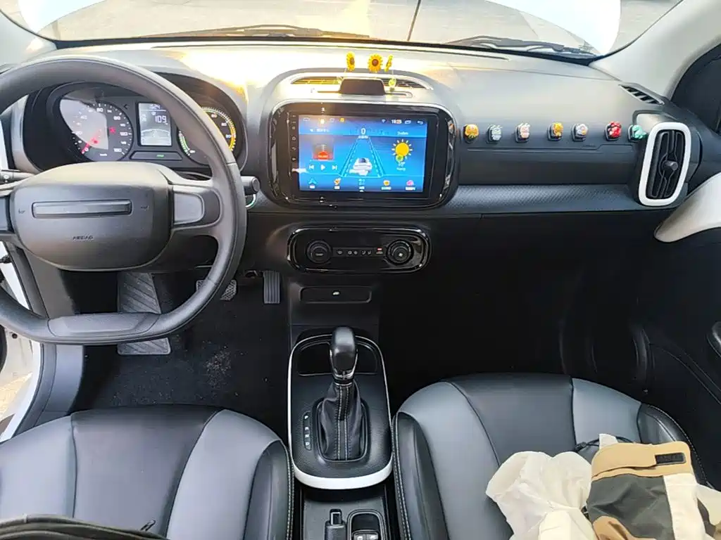 Roewe Clever — миниатюра 14