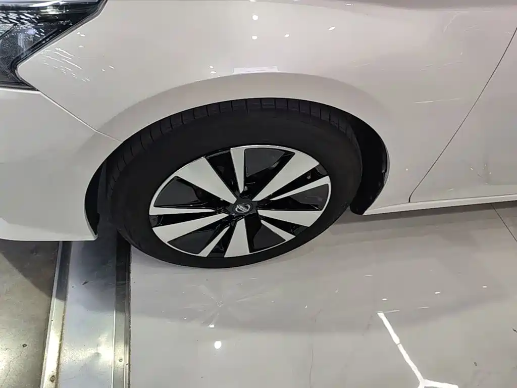 Nissan Teana — миниатюра 23