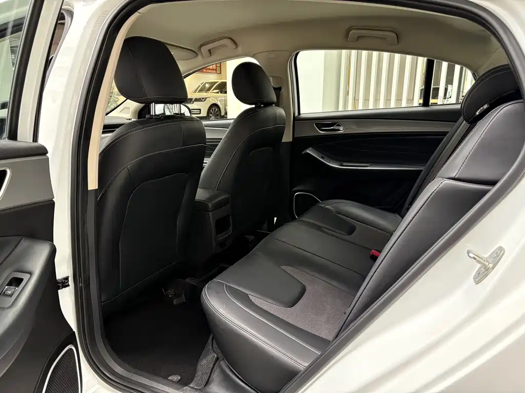 Chery Arrizo 5 — миниатюра 6