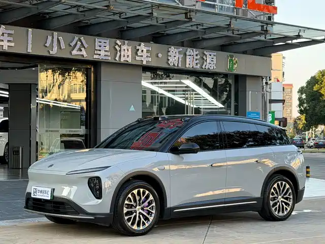 NIO ES6