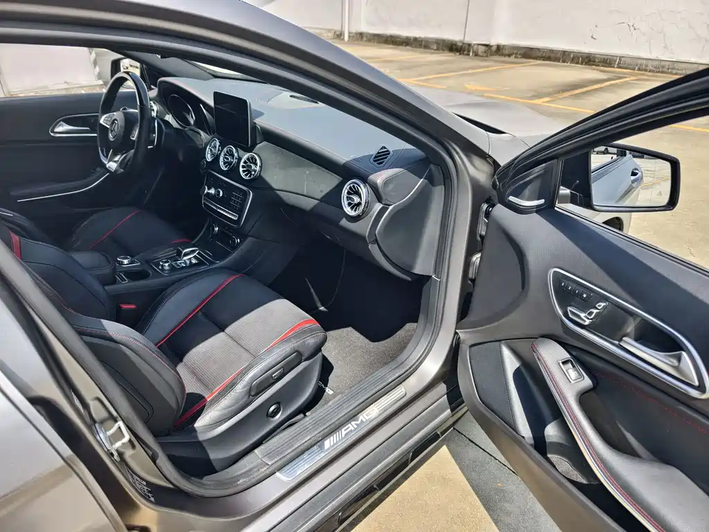 Mercedes-Benz GLA AMG AMG GLA 45 4MATIC, фото 8