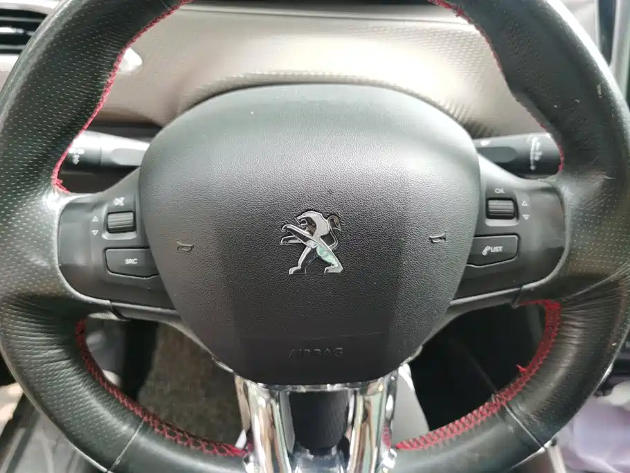 Peugeot 2008 — миниатюра 15