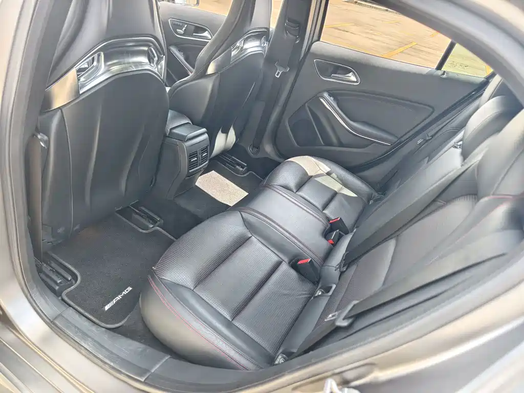 Mercedes-Benz GLA AMG AMG GLA 45 4MATIC, фото 9