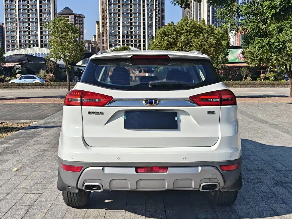 Geely Boyue — миниатюра 8