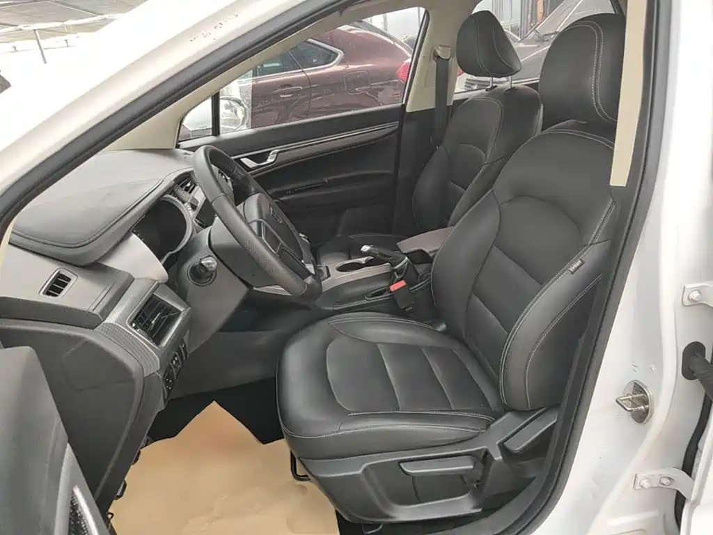 Geely Emgrand GS — миниатюра 15