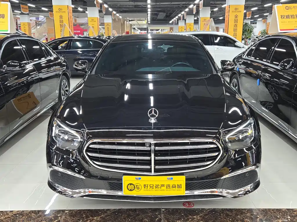 MERCEDES-BENZ E CLASS