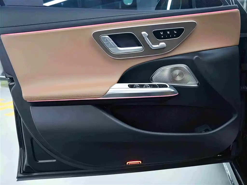 Mercedes-Benz E-Class E 2025 E 300 L Luxury