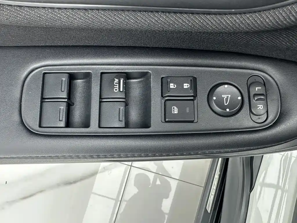 Honda Vezel — миниатюра 11