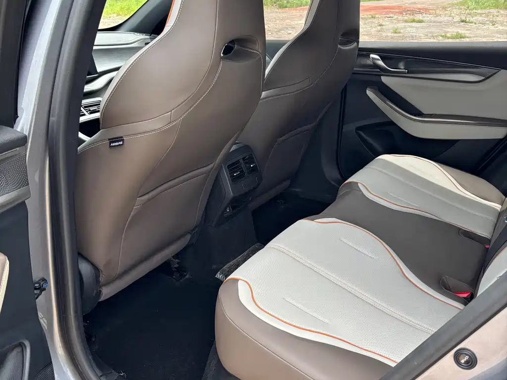 BYD Qin PLUS — миниатюра 8