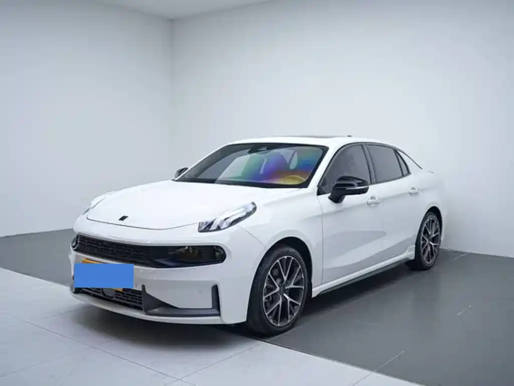 Lynk & Co 03 2020