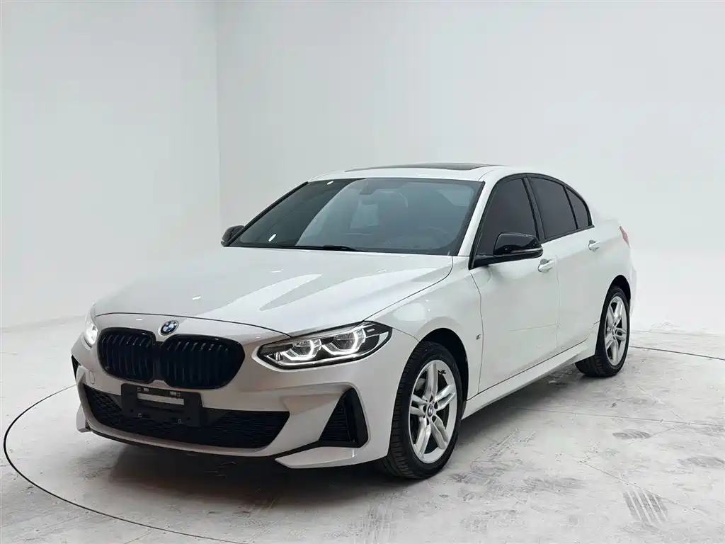 BMW 1 Series 2022